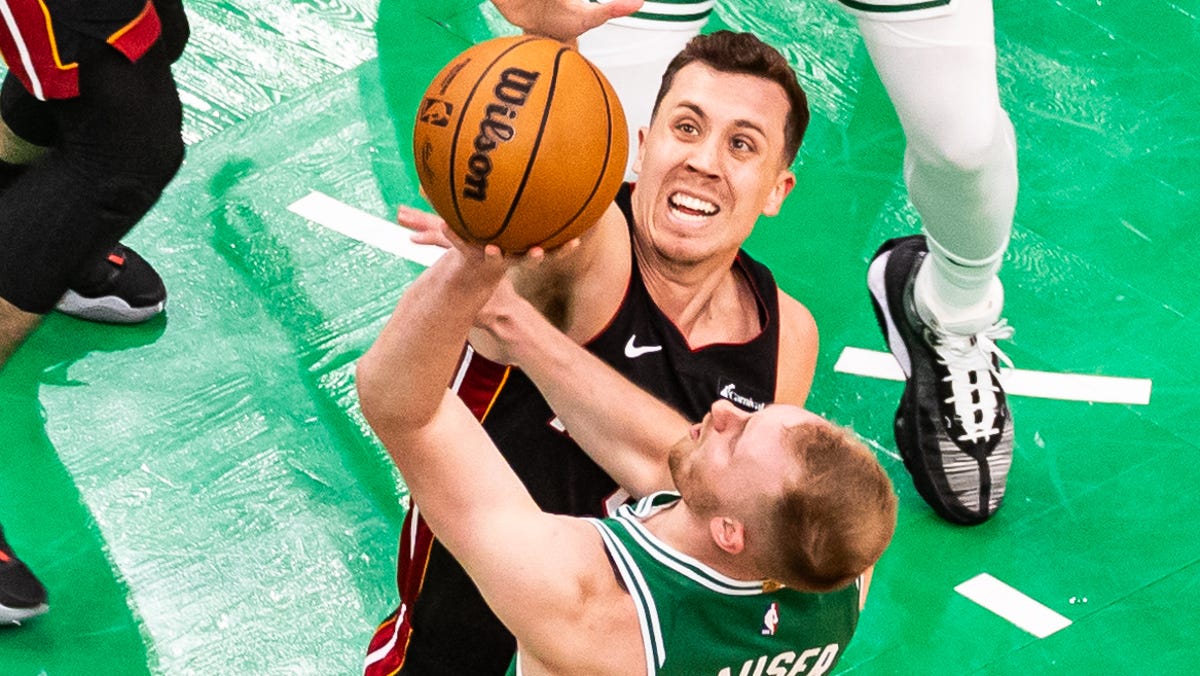 Robinson, Miami Heat tie up NBA playoff series with Boston Celtics
