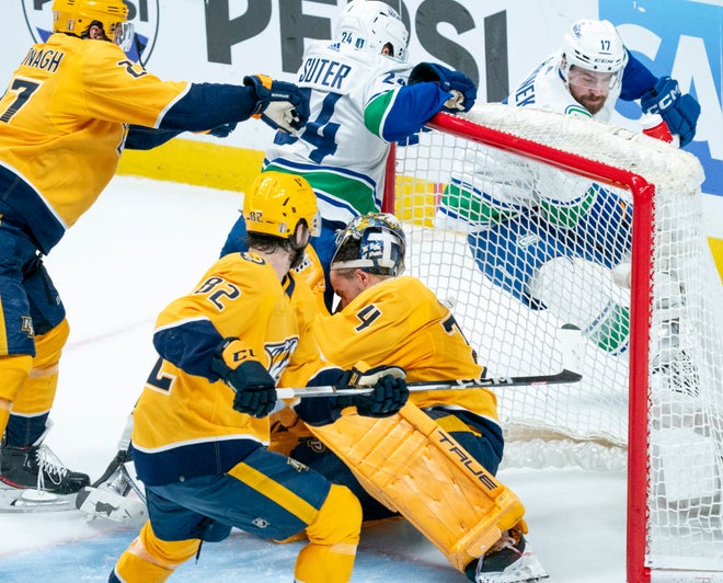 Predators' Juuse Saros is the shortest goalie in the league. Here's how it affects him