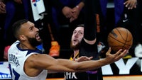 Scenes from Game 3 of NBA Playoffs' First Round: Suns vs. Timberwolves
