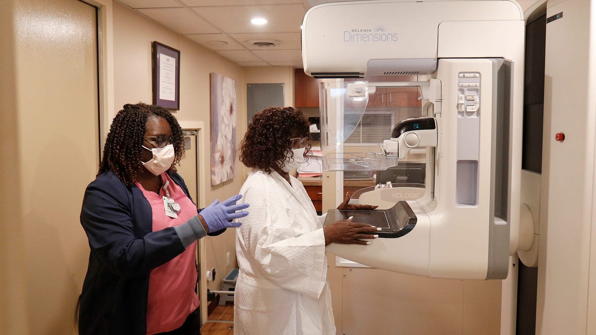 ¿Por qué el cáncer es más mortal en las mujeres negras?  Un nuevo estudio busca averiguarlo.