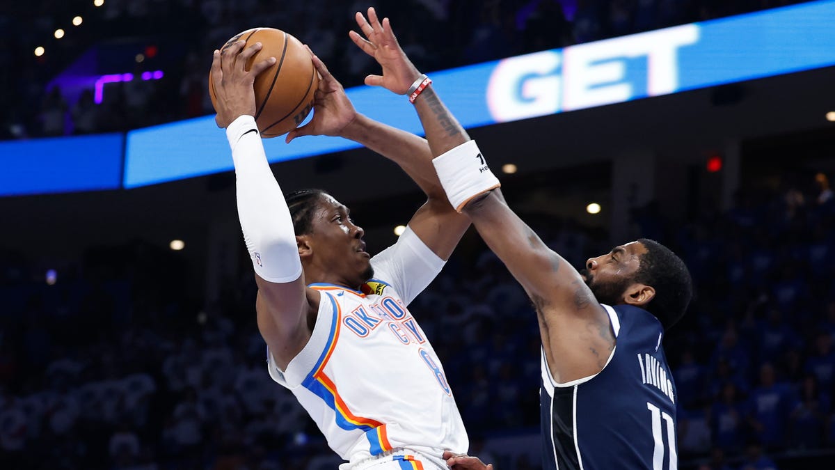 Oklahoma City Thunder top Dallas Mavericks in Game 1, make NBA history in process