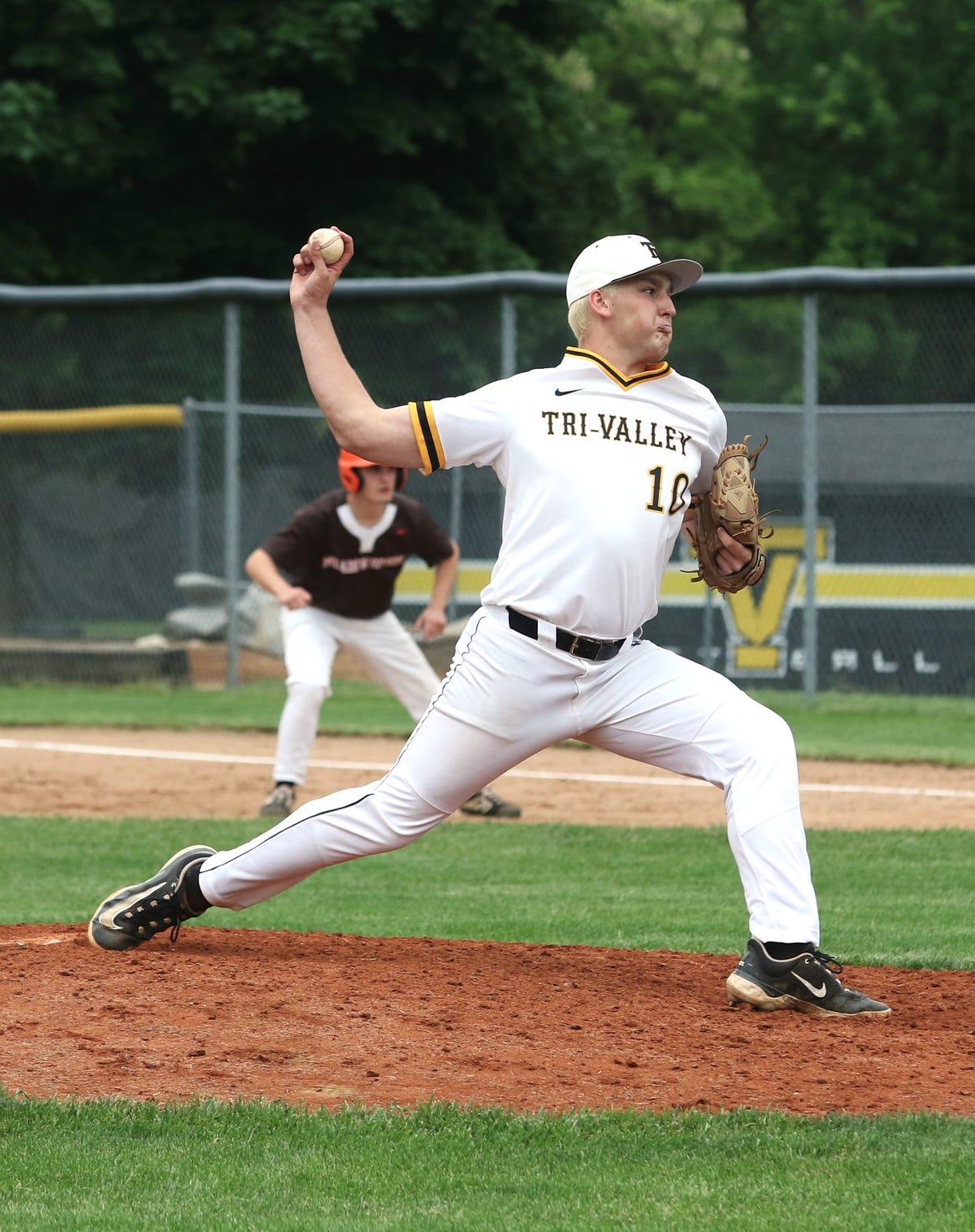 Tri-Valley’s Pitching Dominates in 9-0 Victory Over Meadowbrook, Sets Up Showdown with Indian Valley