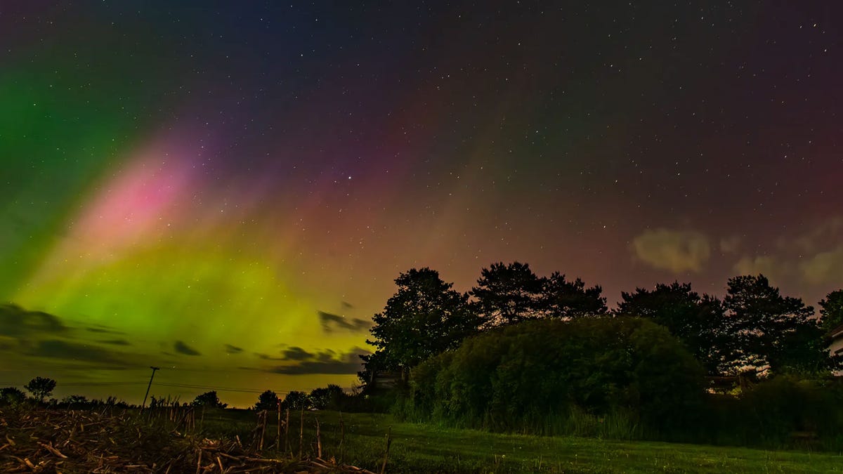 The colors of the northern lights explained