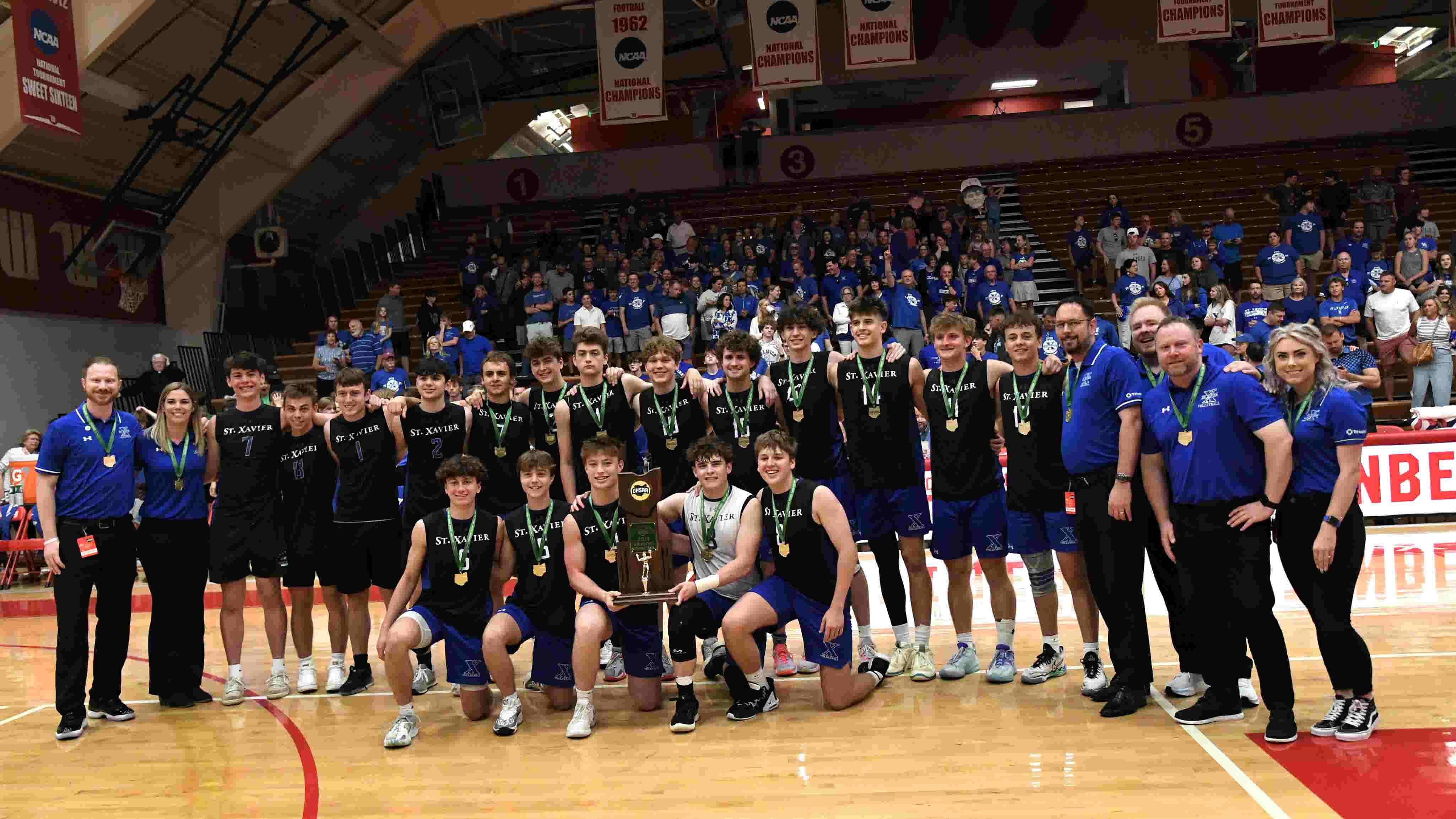 Watch St. Xavier volleyball's final point to win 2025 regional title