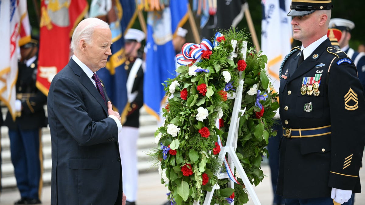 'I know how hard it can be': Biden pays Memorial Day tribute at Arlington ...