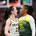 Victoria Vivians, Caitlin Clark exchange words and a stare-down during Storm-Fever matchup