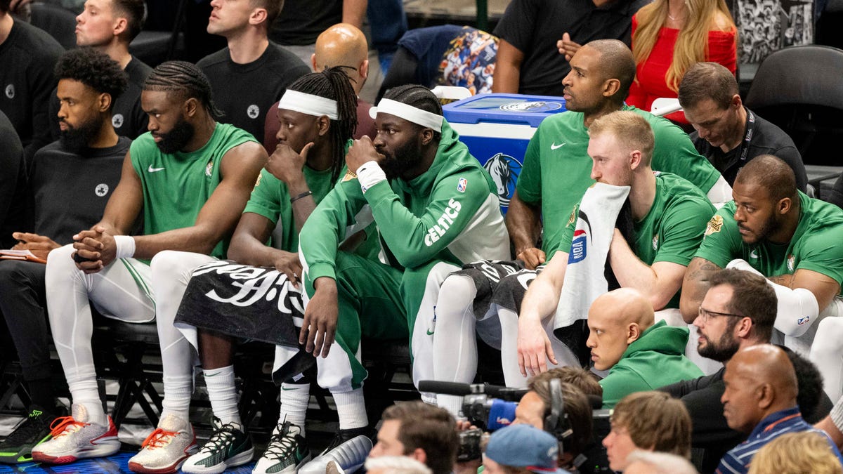 ما هي أكبر نهائيات الدوري الاميركي للمحترفين؟  حقق فريق مافريكس سلسلة انتصارات متتالية في المباراة الرابعة ما هي أكبر نهائيات الدوري الاميركي للمحترفين؟  حقق فريق مافريكس سلسلة انتصارات متتالية في المباراة الرابعة