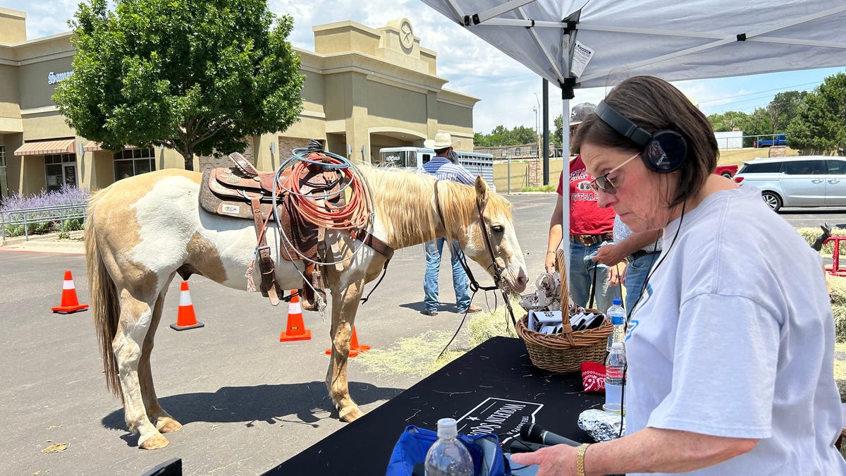 Wolflin Square celebrates 60 years of shopping with family-friendly event Wolflin Square celebrates 60 years of shopping with family-friendly event