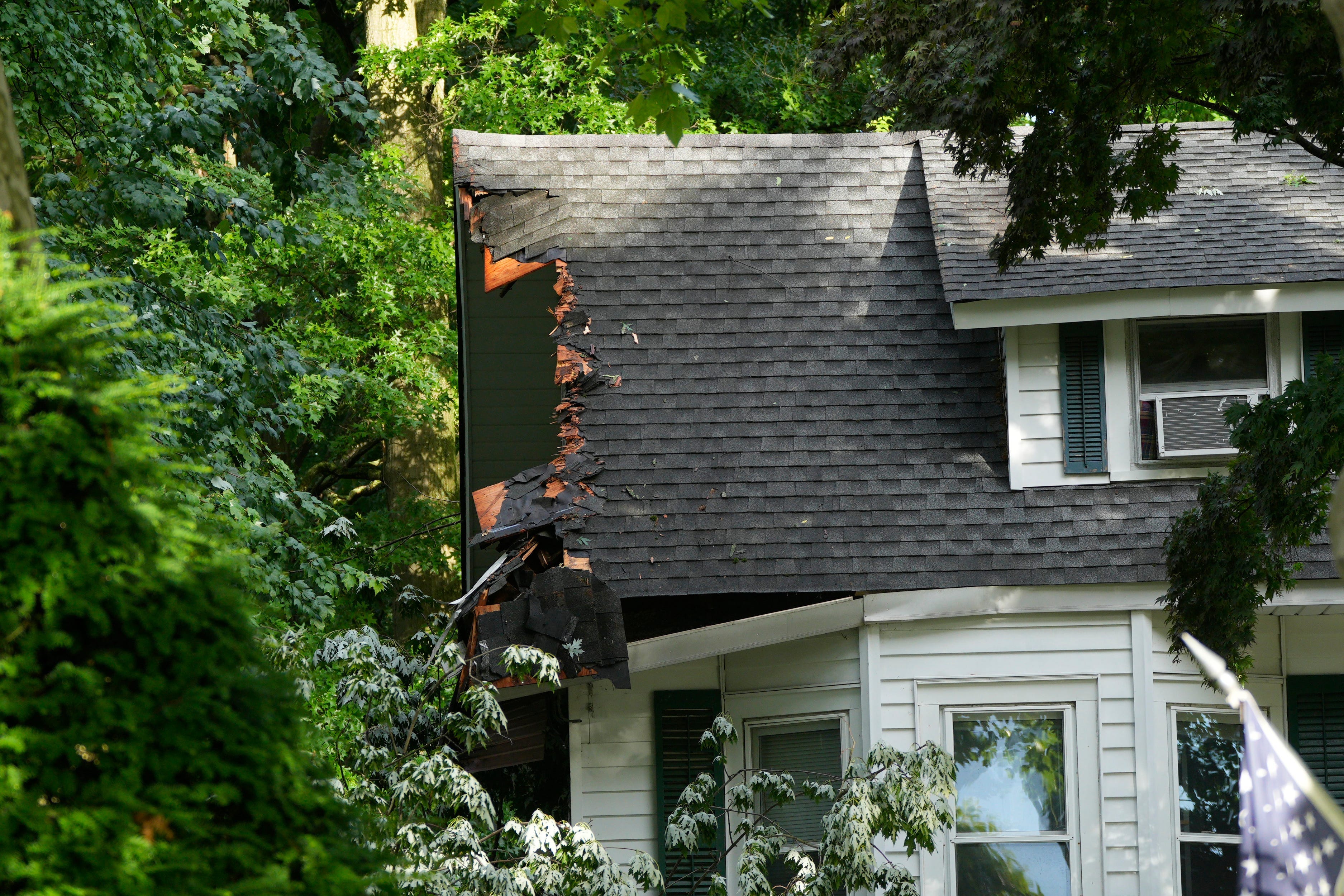 Syndication The Record