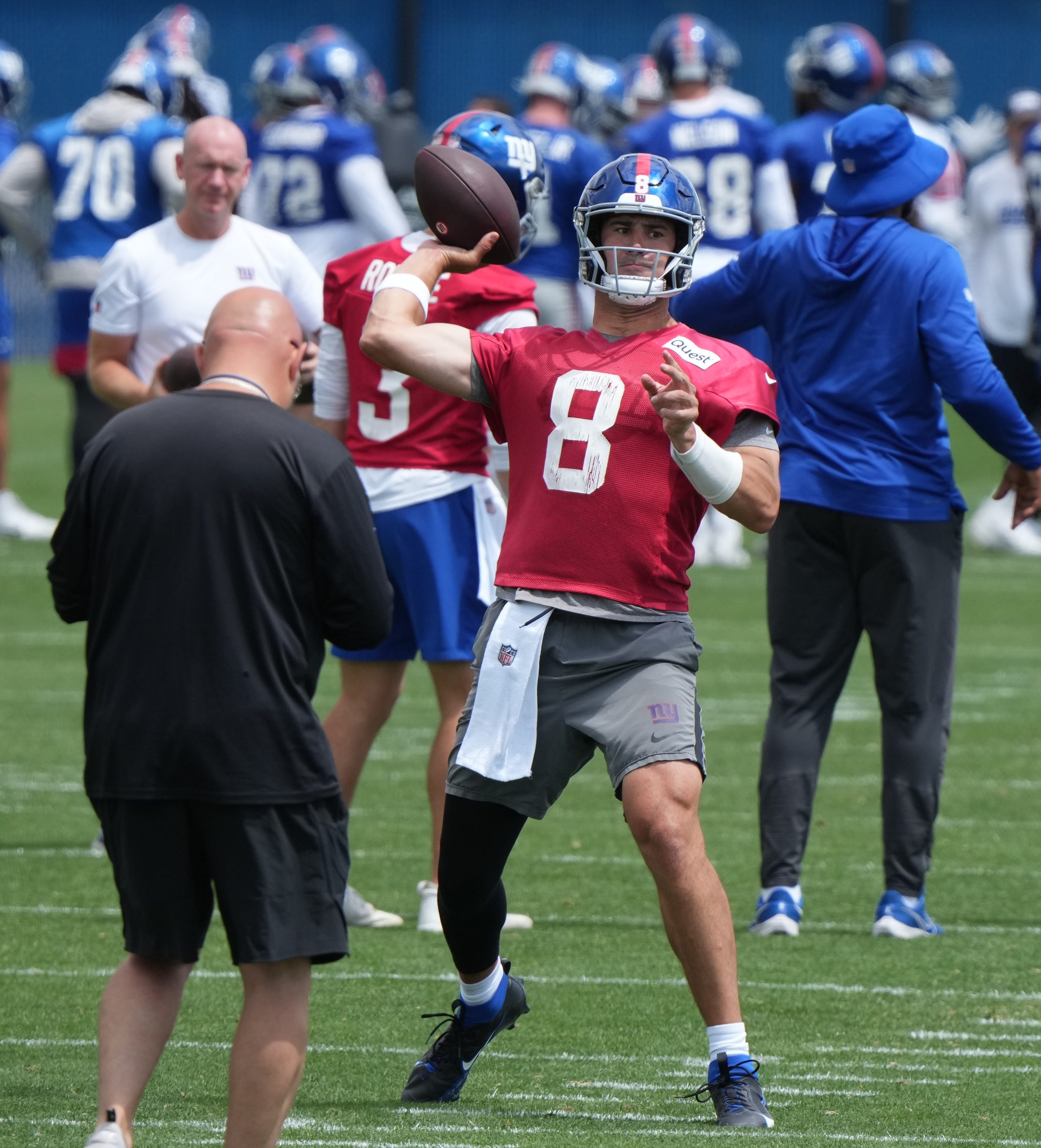 Daniel Jones works out during the Giants' mandatory minicamp on June 11.