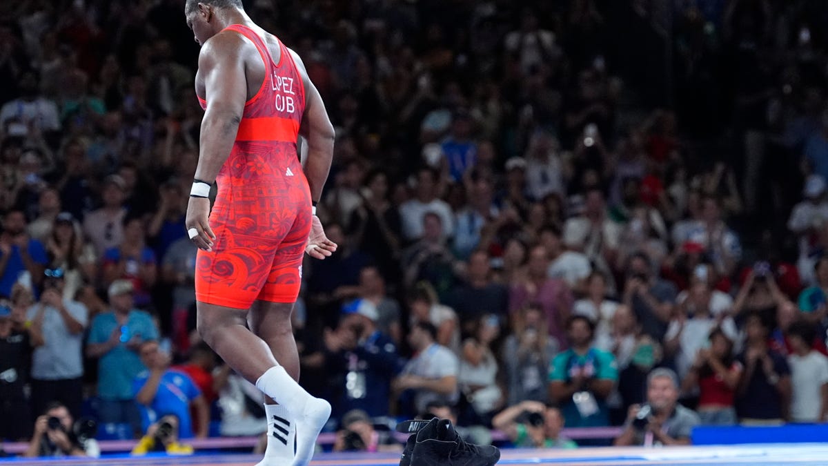 Cuban wrestler wins gold