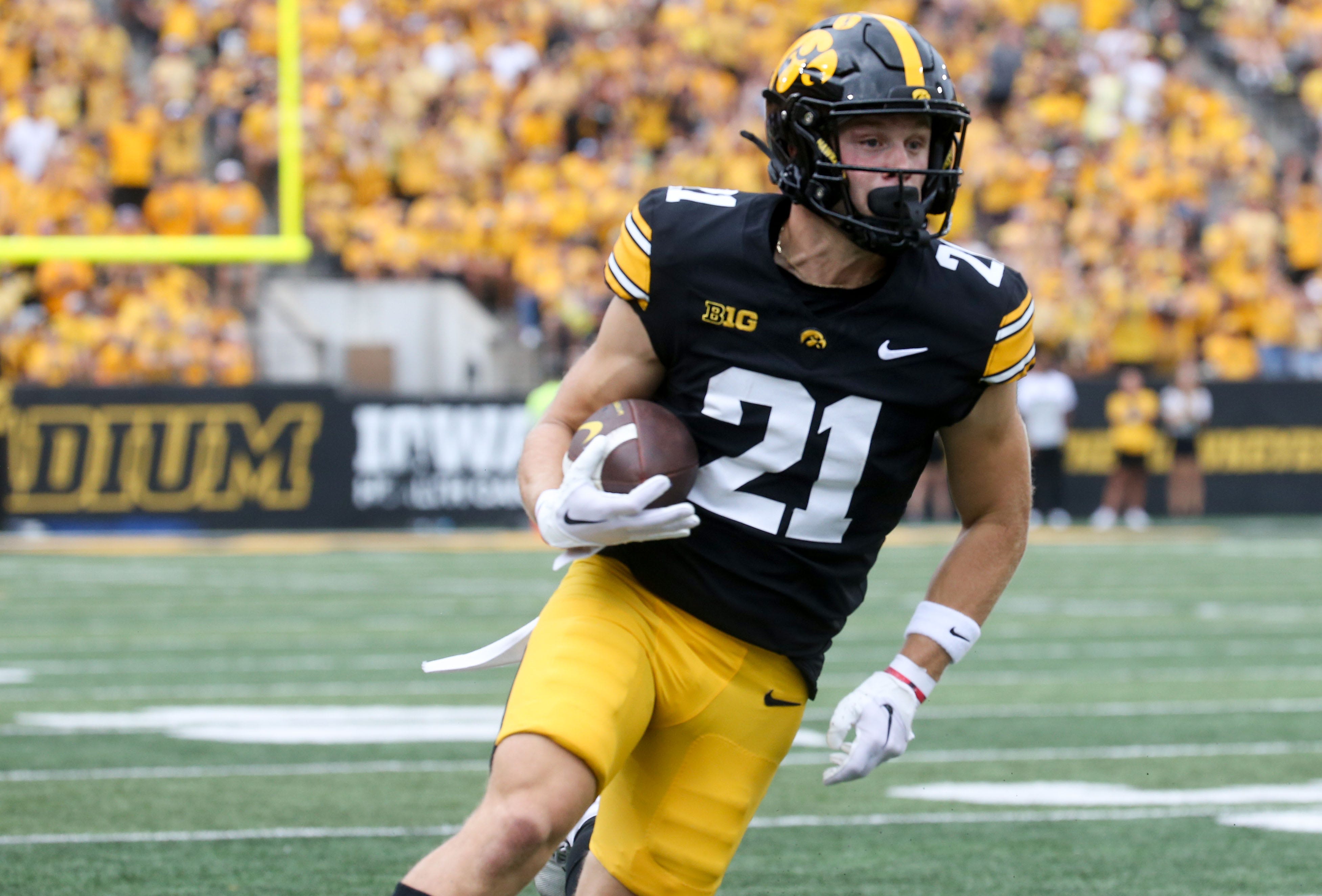 Iowa keeps 48-year NFL Draft streak going in 2026. How it compares.