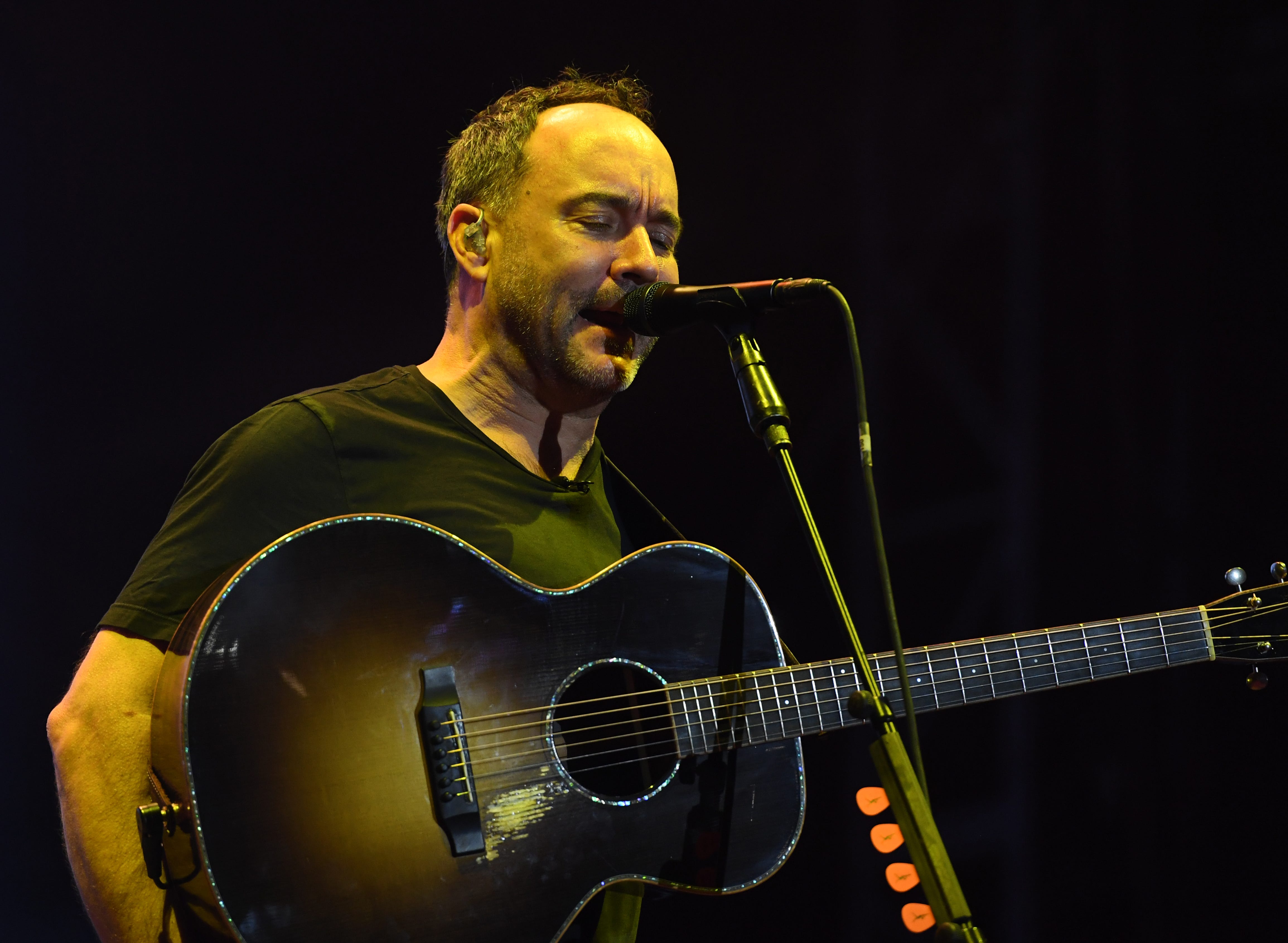 Dave Matthews Band performs 'God Only Knows,' Brian Wilson tribute ahead ...