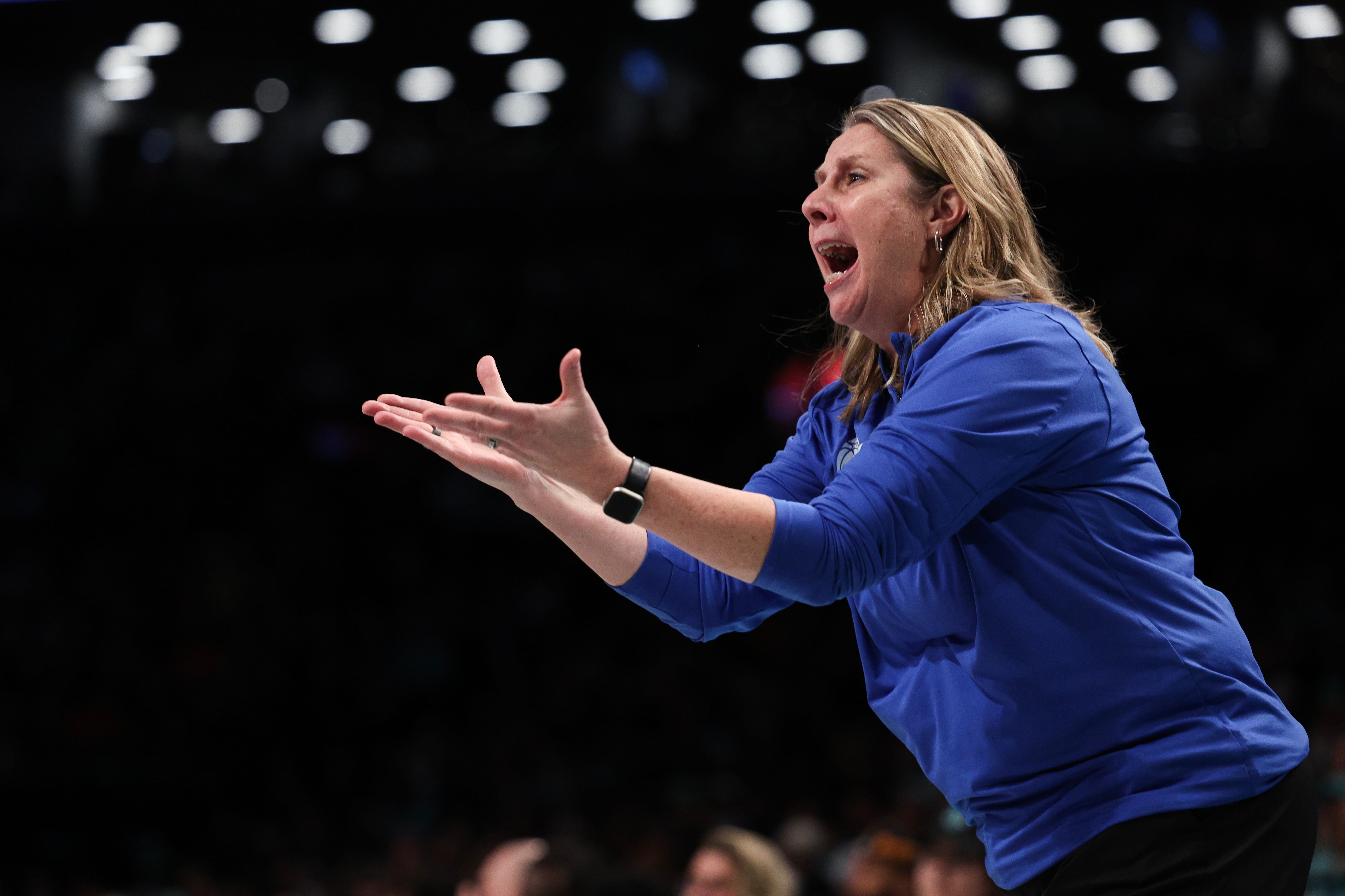 Lynx coach Cheryl Reeve reacts during the second half of Thursday's game against the Liberty.