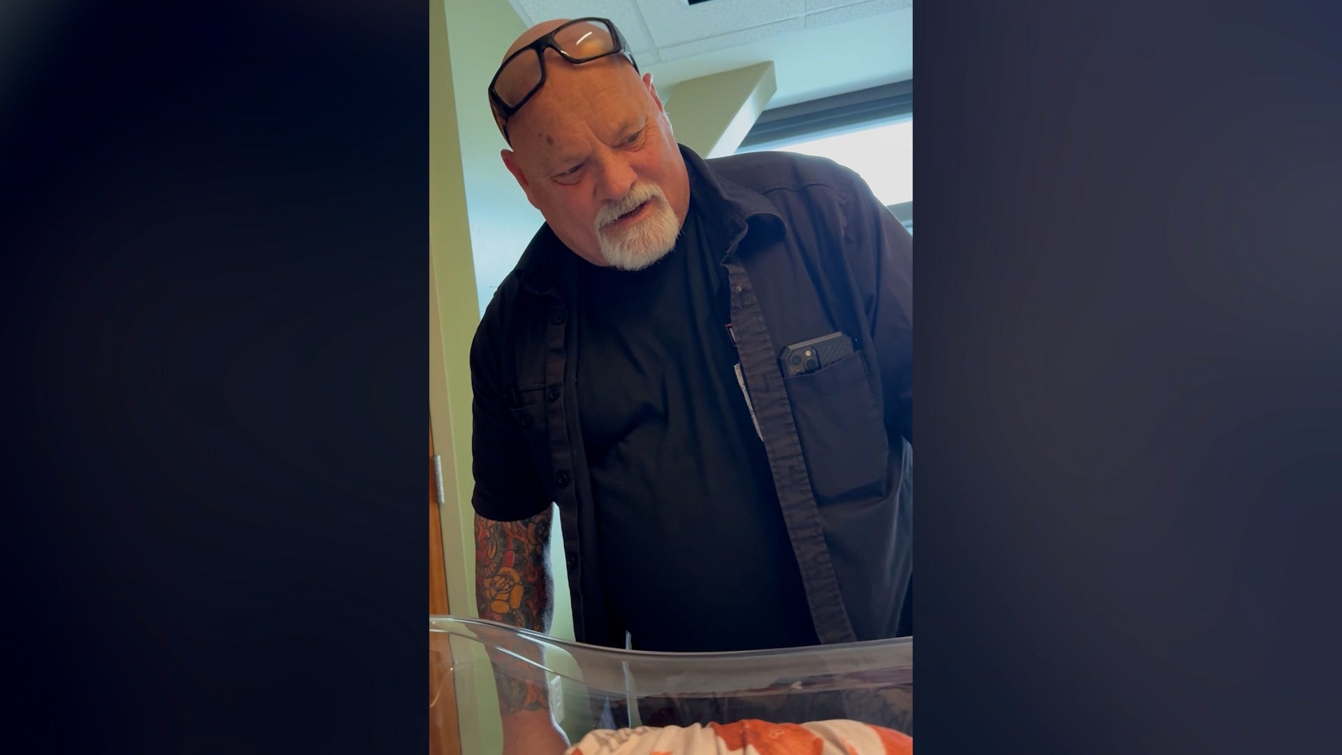 When Lindsey and Andrew Pelzl found out they were having a little boy in Redwood City, California, they surprised Andrew's dad with his namesake.