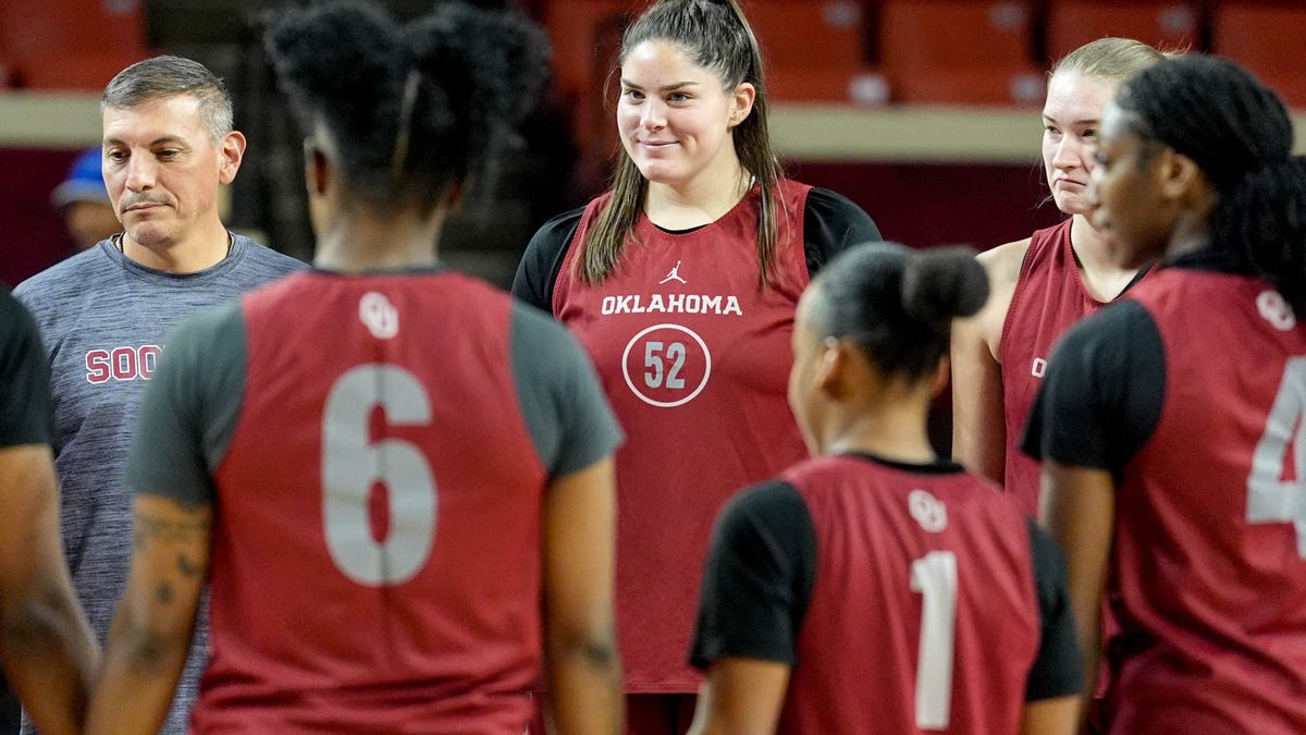 What channel is OU basketball vs Virginia on today? Time, TV schedule for Sooners-Cavaliers What channel is OU basketball vs Virginia on today? Time, TV schedule for Sooners-Cavaliers