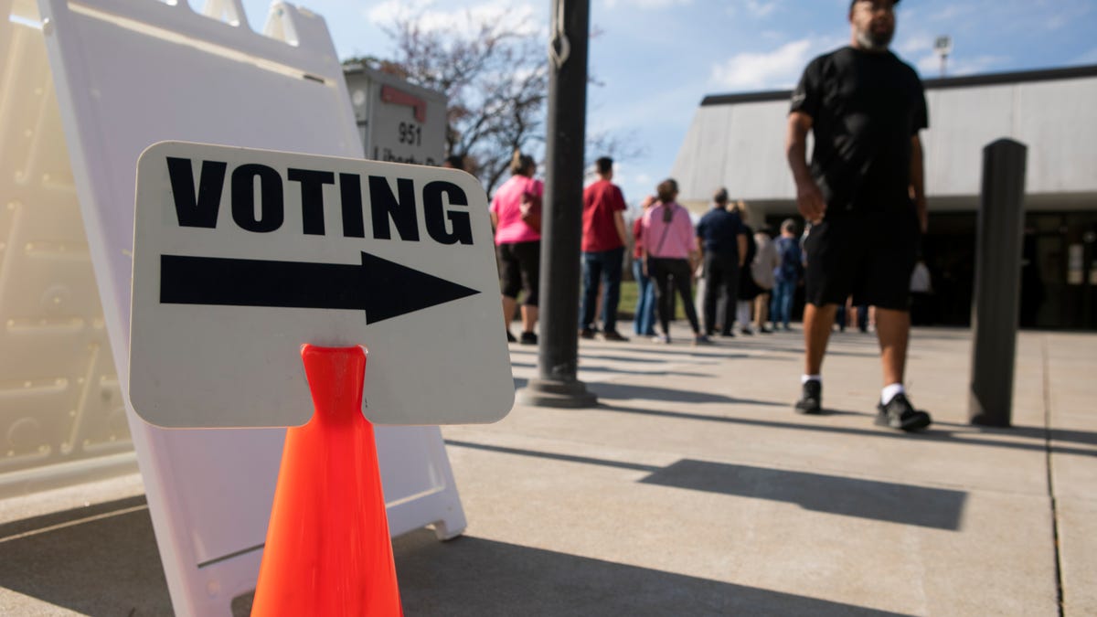 Sunday is the last day to vote early in Ohio, polls closed Monday. What to know about the election Sunday is the last day to vote early in Ohio, polls closed Monday. What to know about the election