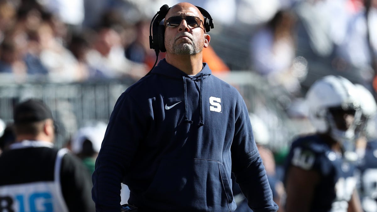 宾夕法尼亚州立大学的詹姆斯·富兰克林(James Franklin)以赛季中期形式刺激俄亥俄州立大学 宾夕法尼亚州立大学的詹姆斯·富兰克林(James Franklin)以赛季中期形式刺激俄亥俄州立大学