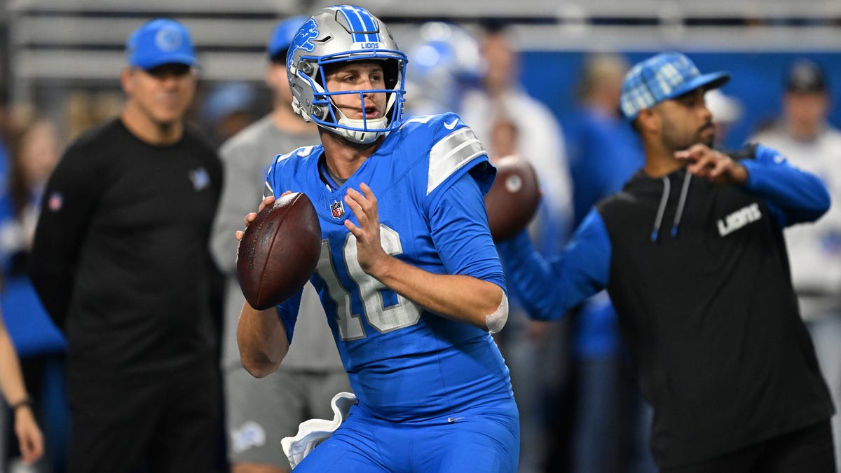Jared Goff contract details: Where Lions star ranks among NFL’s highest-paid QBs Jared Goff contract details: Where Lions star ranks among NFL’s highest-paid QBs