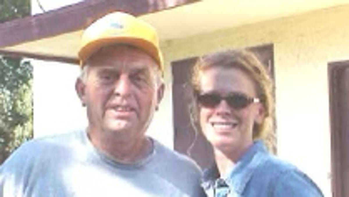 Clyde Volz’s impact on Arizona track and field community runs deep Clyde Volz’s impact on Arizona track and field community runs deep