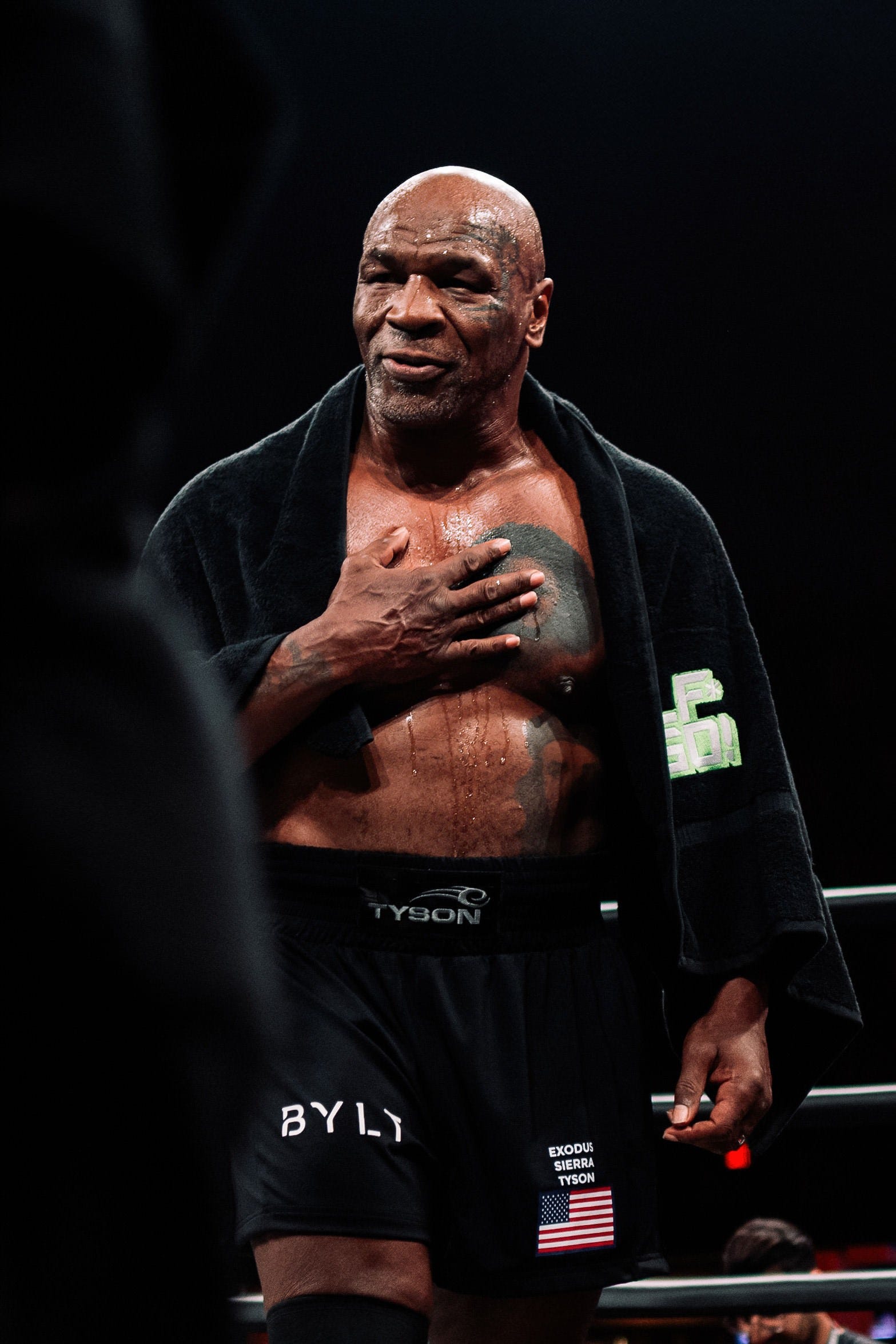 The tribute to Mike Tyson's late daughter can be seen on his left pant leg.