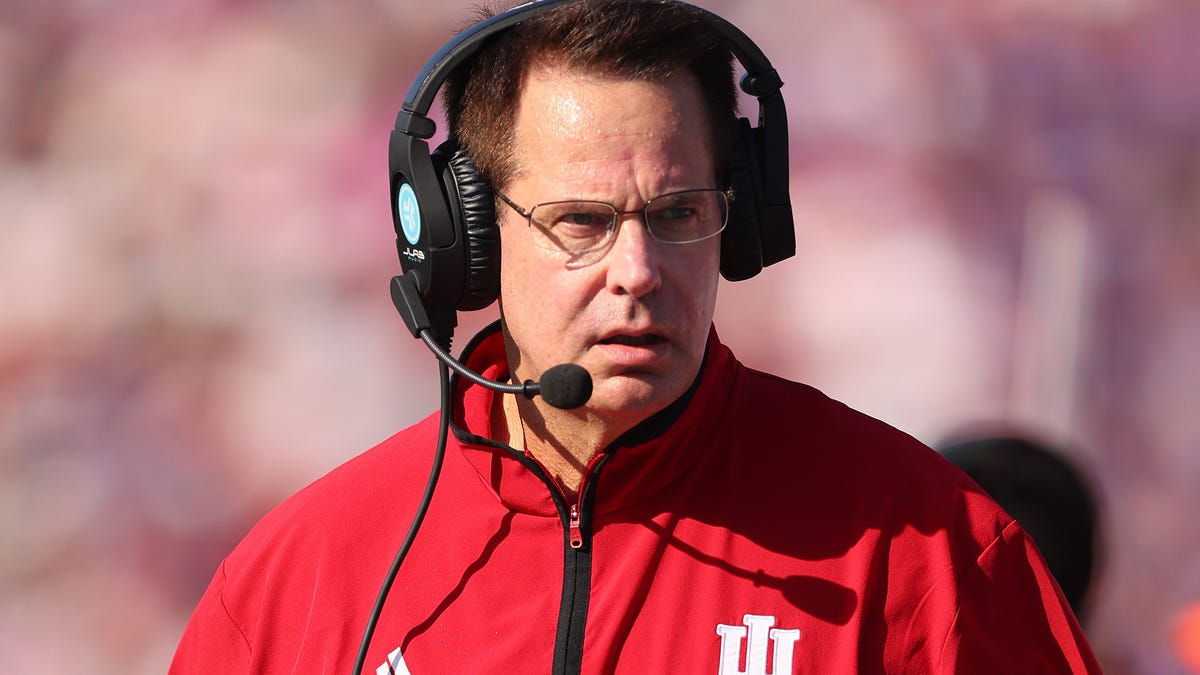 Scott Dolson wanted Indiana football coach Curt Cignetti to know ‘how much we’re committed’ Scott Dolson wanted Indiana football coach Curt Cignetti to know ‘how much we’re committed’