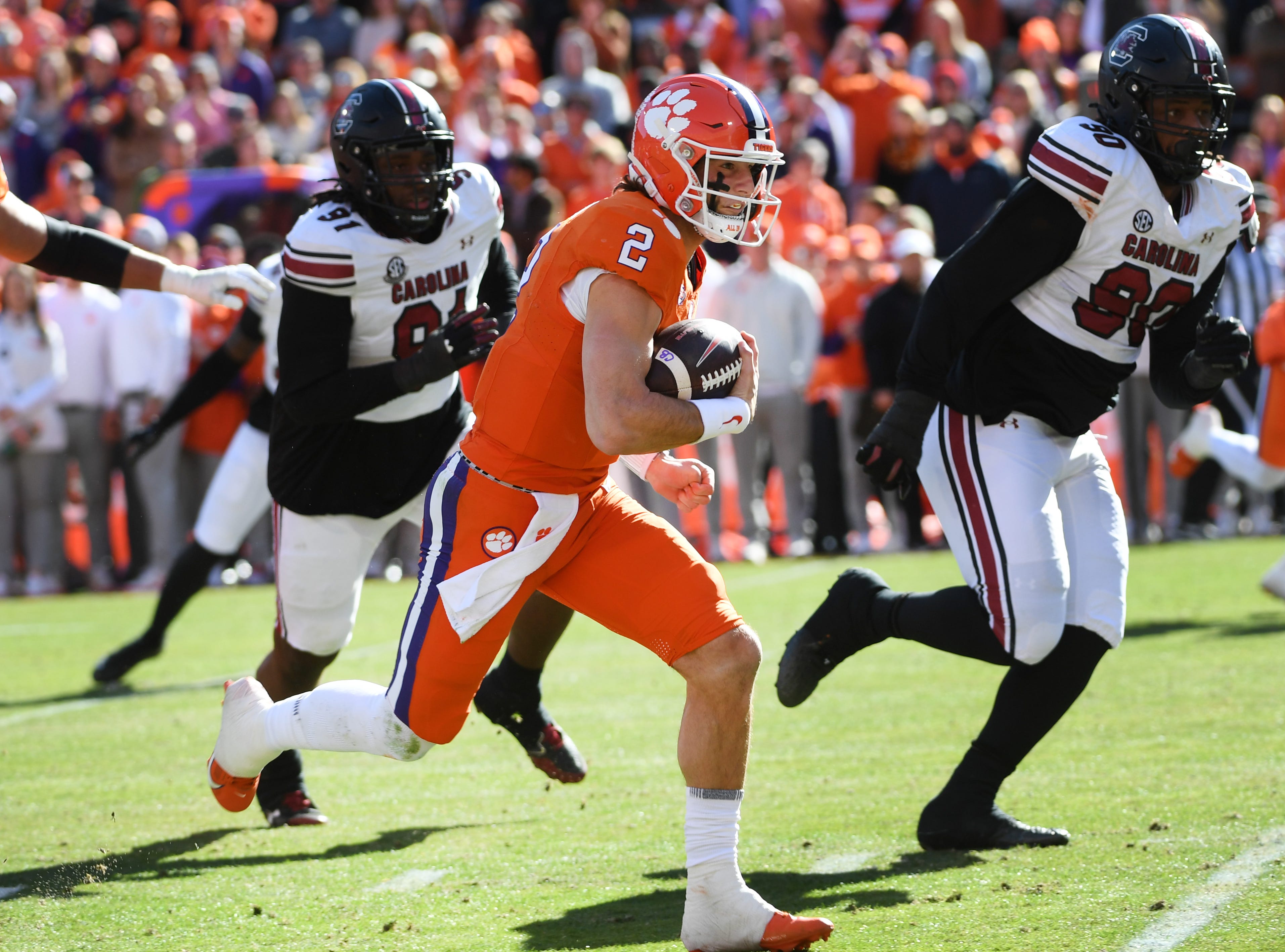 Clemson vs. South Carolina Football Rivalry Heats Up in Week 14