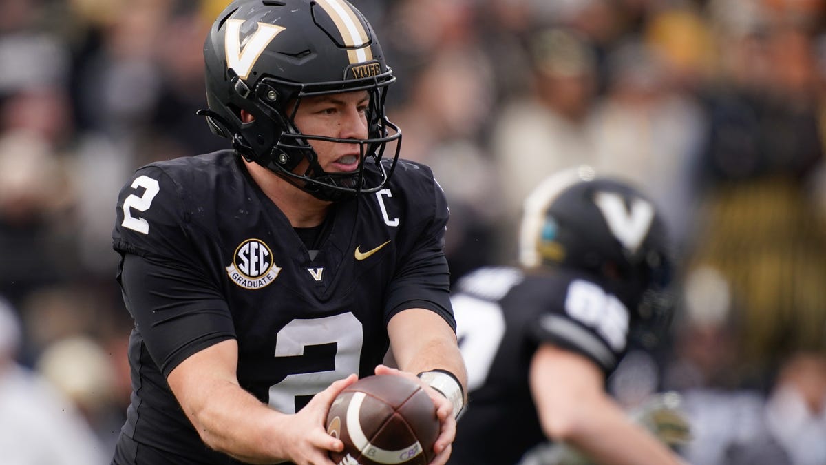 Vanderbilt Seeks Long-Awaited Winning Season in Birmingham Bowl Showdown Against Georgia Tech Vanderbilt Seeks Long-Awaited Winning Season in Birmingham Bowl Showdown Against Georgia Tech