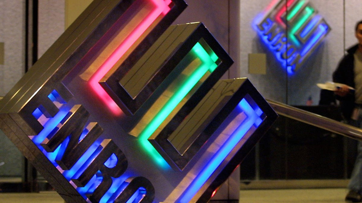 'We have harnessed the power of the atom:' Enron parody unveils at-home nuclear reactor