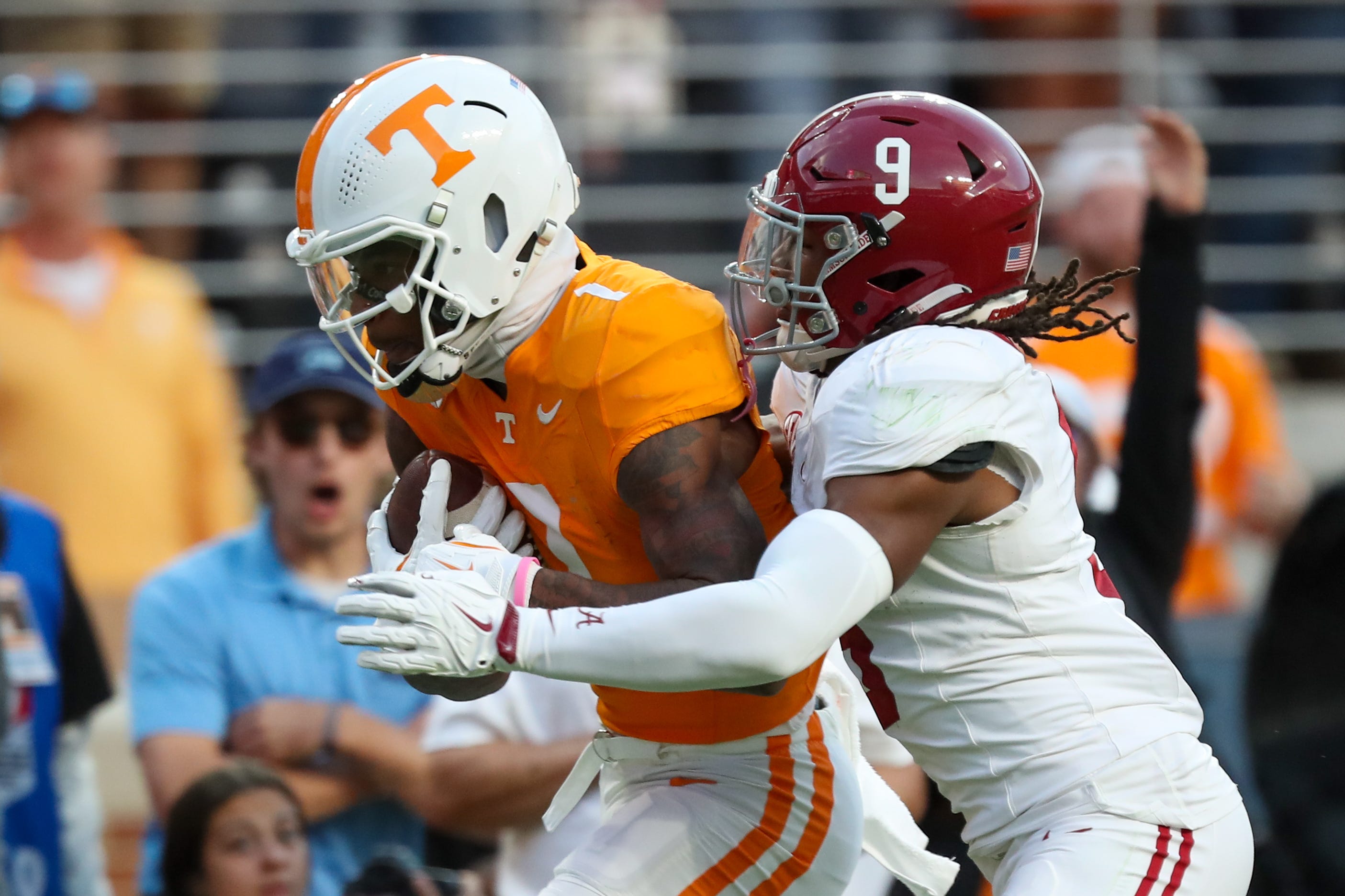 Tennessee wide receiver Dont'e Thornton Jr. (1) hauls in a catch against Alabama defensive back Jaylen Mbakwe (9) during their game on Oct. 19, 2024.