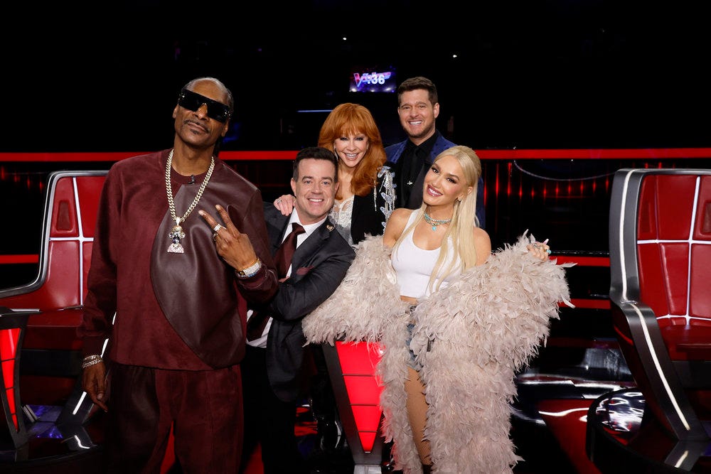 Snoop Dogg, Carson Daly, Reba McEntire, Michael Bublé, Gwen Stefani serve as judges on "The Voice" Season 26.