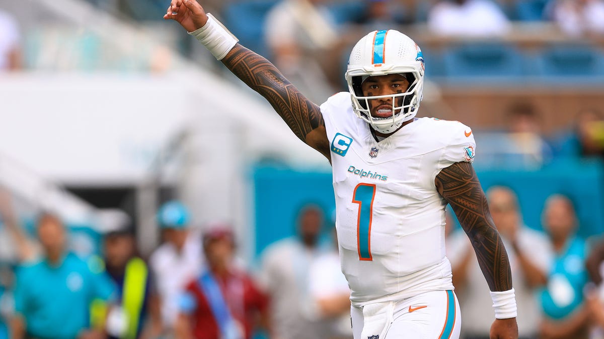 Dolphins Triumph Over Jets in Thrilling Overtime Clash Dolphins Triumph Over Jets in Thrilling Overtime Clash