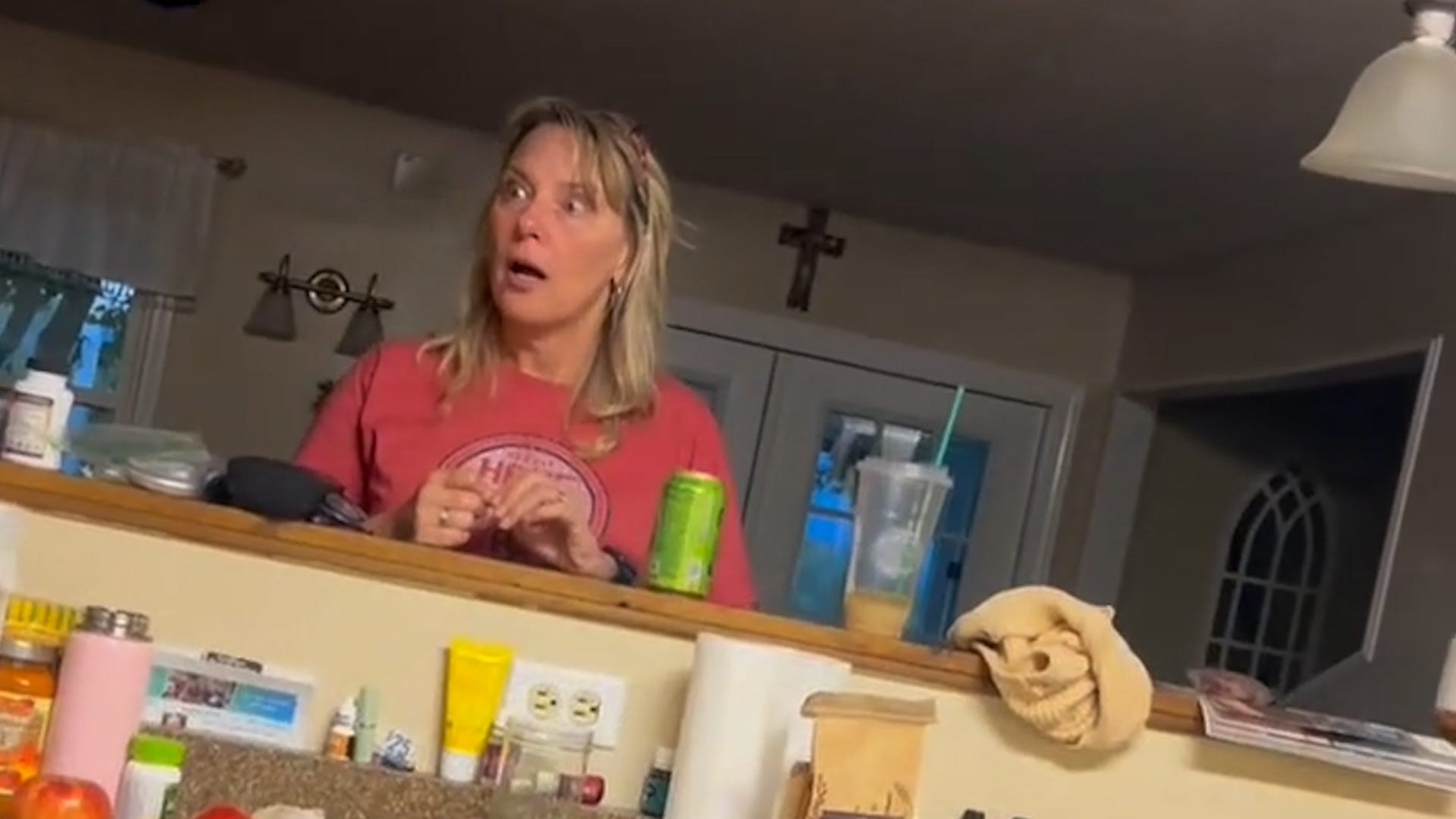 Parents stunned when daughters say they're expecting babies days apart