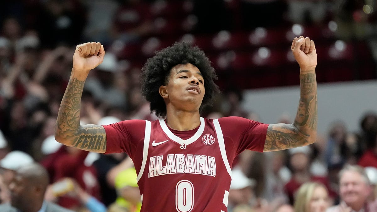 Alabama basketball’s Labaron Philon leaves fans ‘most caught off guard’ since exit of Nick Saban Alabama basketball’s Labaron Philon leaves fans ‘most caught off guard’ since exit of Nick Saban
