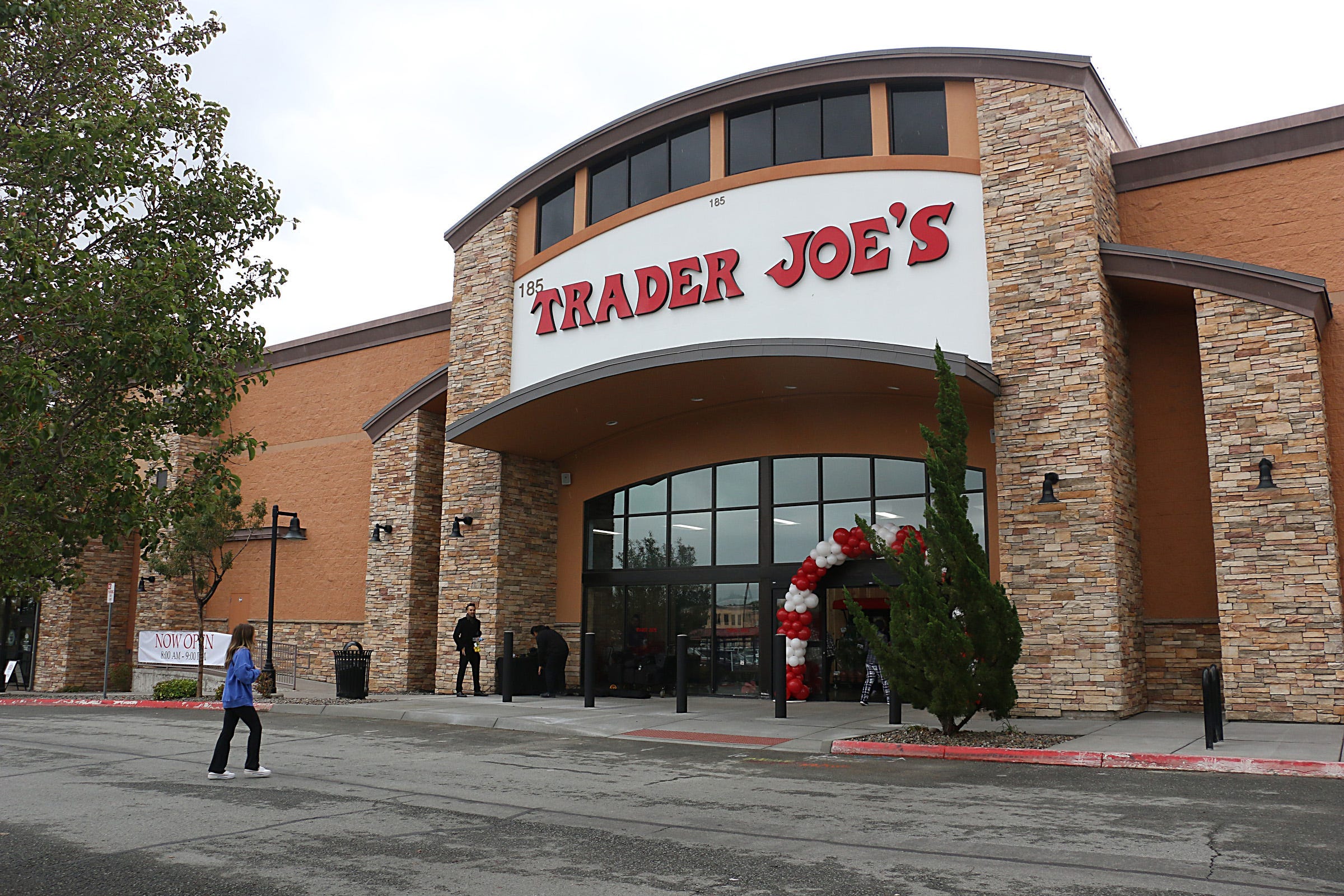 People shop at the new Trader Joes in Sparks on its grand opening day on Oct. 17, 2024.