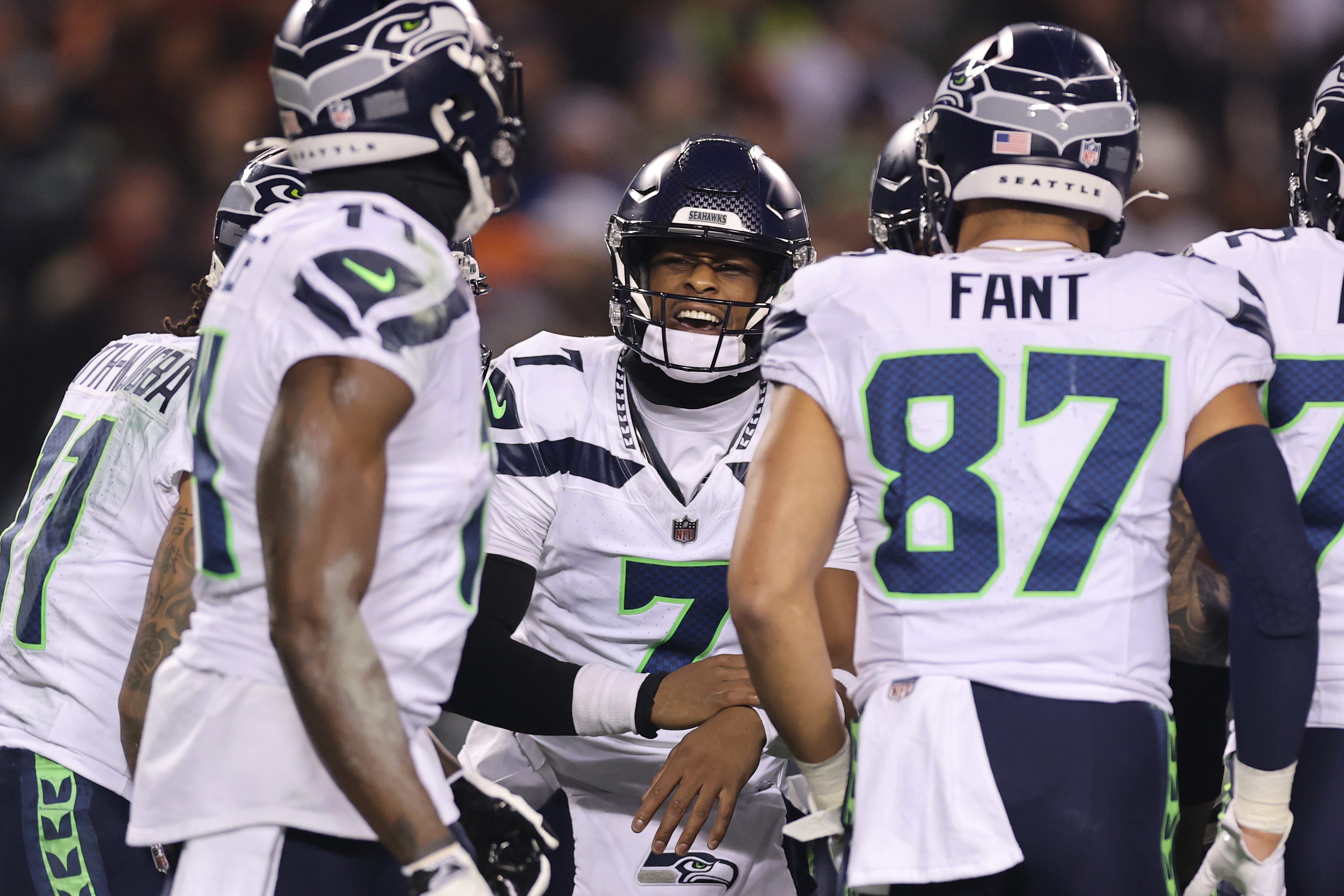 CHICAGO, ILLINOIS - DECEMBER 26: Geno Smith #7 of the Seattle Seahawks directs his team against the Chicago Bears during the second quarter at Soldier Field on December 26, 2024 in Chicago, Illinois. (Photo by Michael Reaves/Getty Images)
