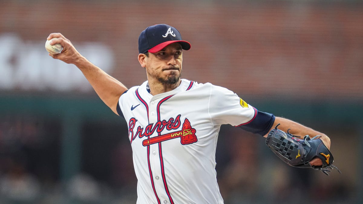 Charlie Morton signs with Orioles: AL contenders add 41-year-old veteran to rotation