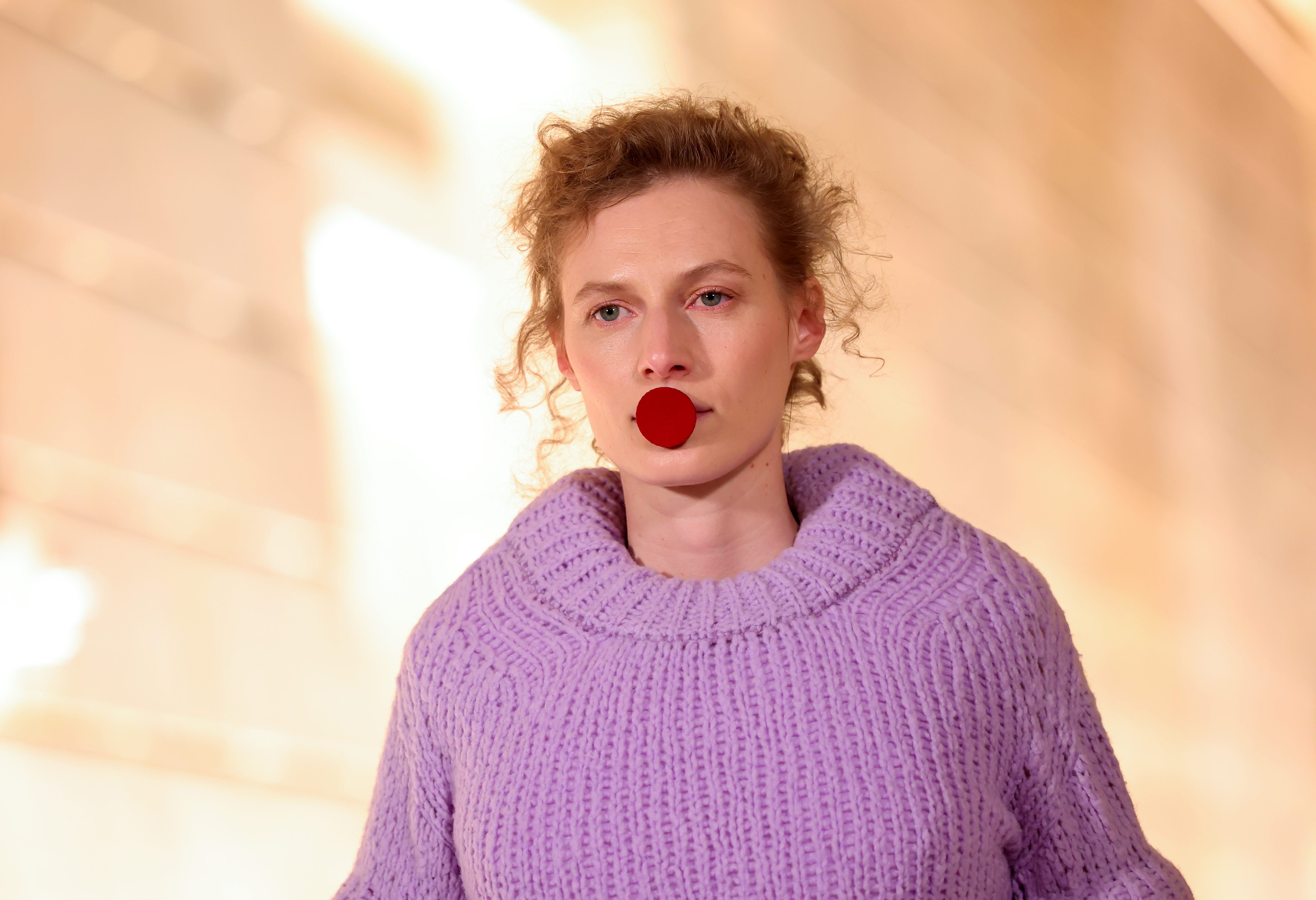 NEW YORK, NEW YORK - FEBRUARY 03: A model, makeup detail, walks the runway during the Marc Jacobs 2025 Runway Show at New York Public Library on February 03, 2025 in New York City. (Photo by Dimitrios Kambouris/Getty Images for Marc Jacobs)