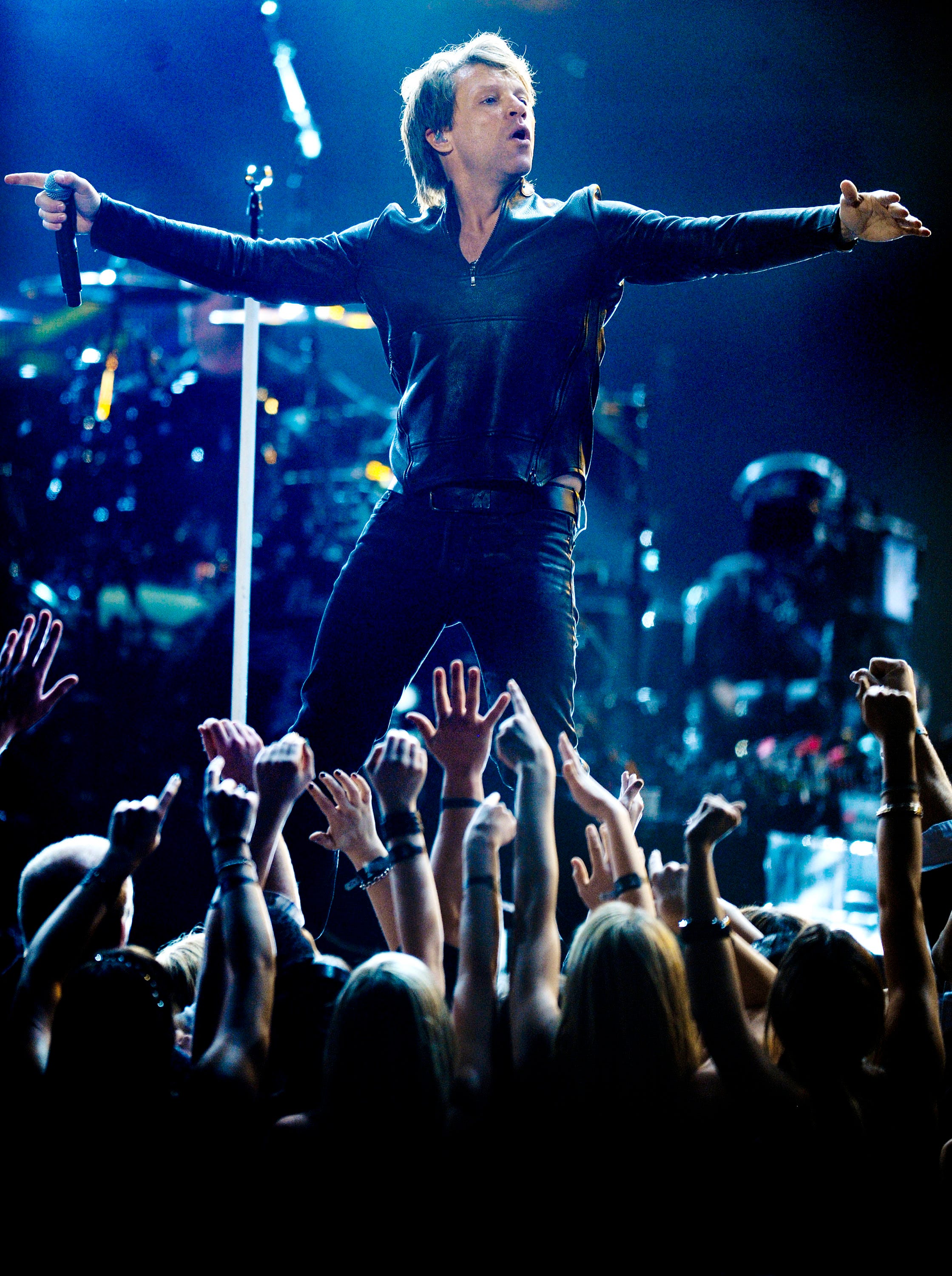 Is Bon Jovi going on tour? Will he be in NJ? Bon Jovi tour dates, tickets, presales, MSG