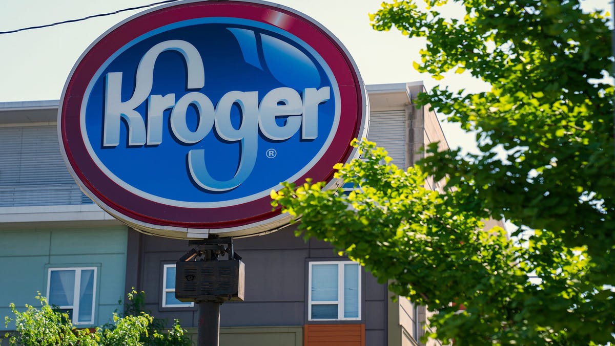 Kroger announces job cuts, restructuring across the company