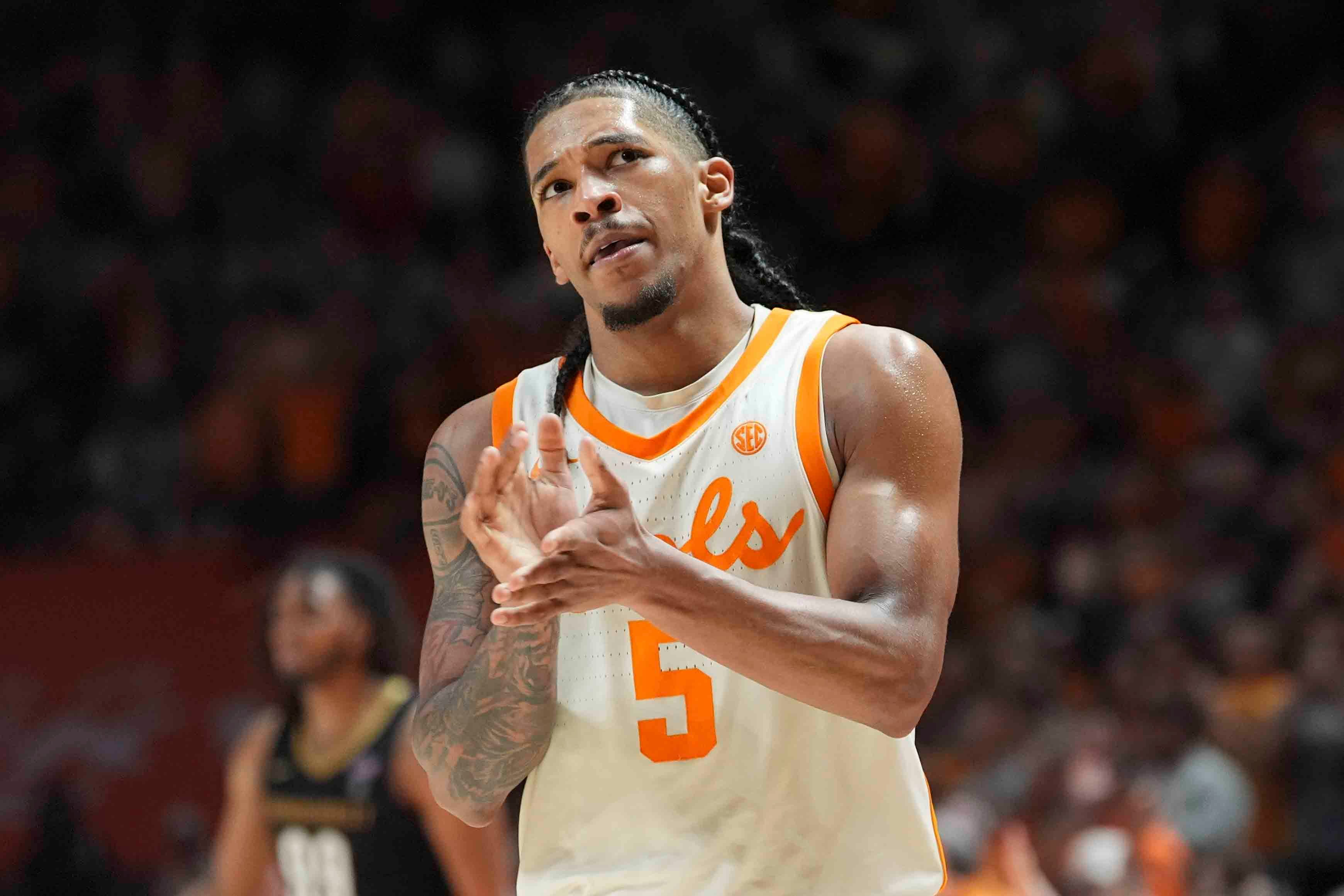 Tennessee basketball vs Texas A&M prediction: Vols vs Aggies in top-10 SEC matchup