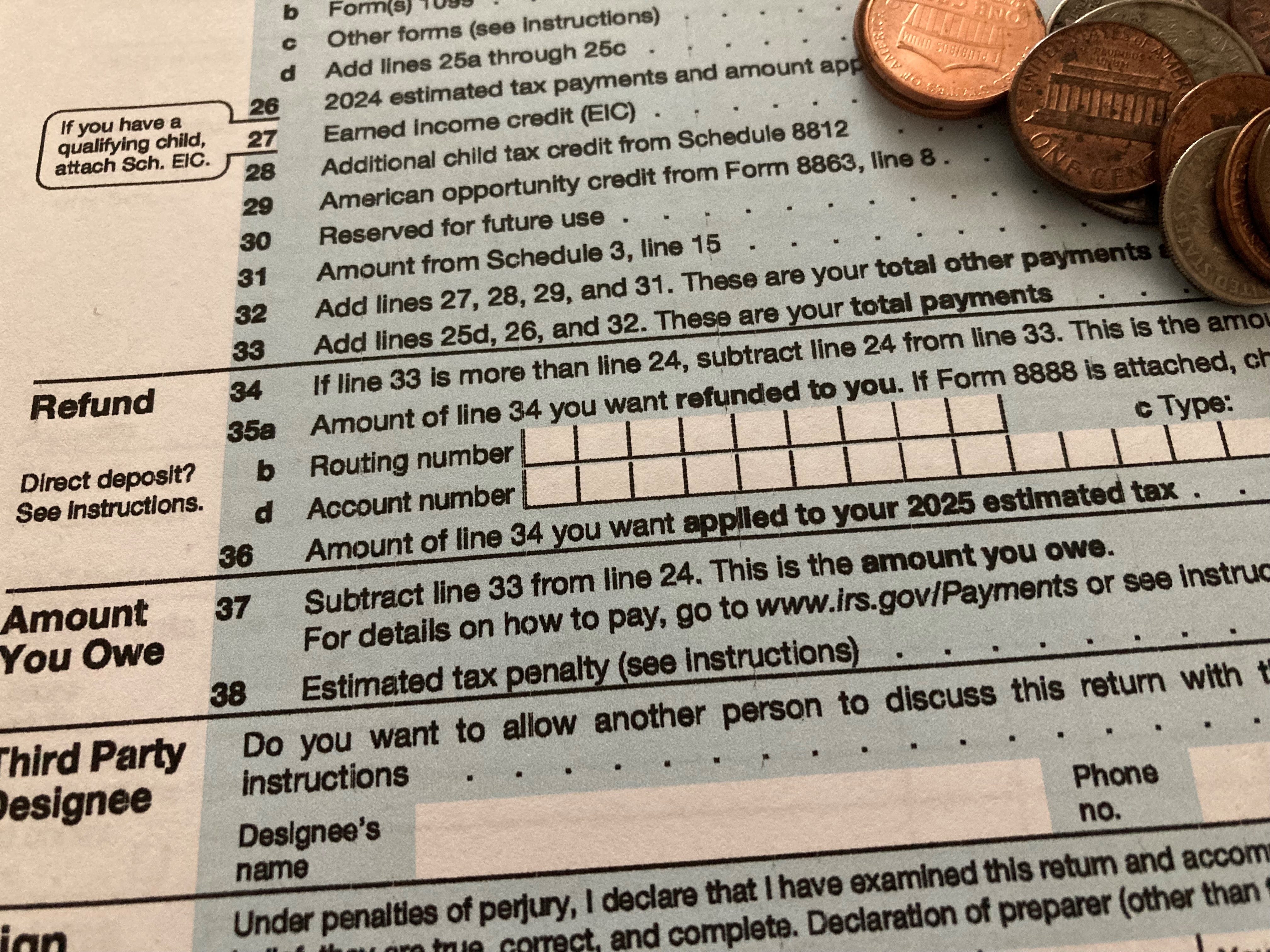 The average federal income tax refund in 2024 was $3,138 based on IRS data through Dec. 27, down 0.9% from the same period in 2023.