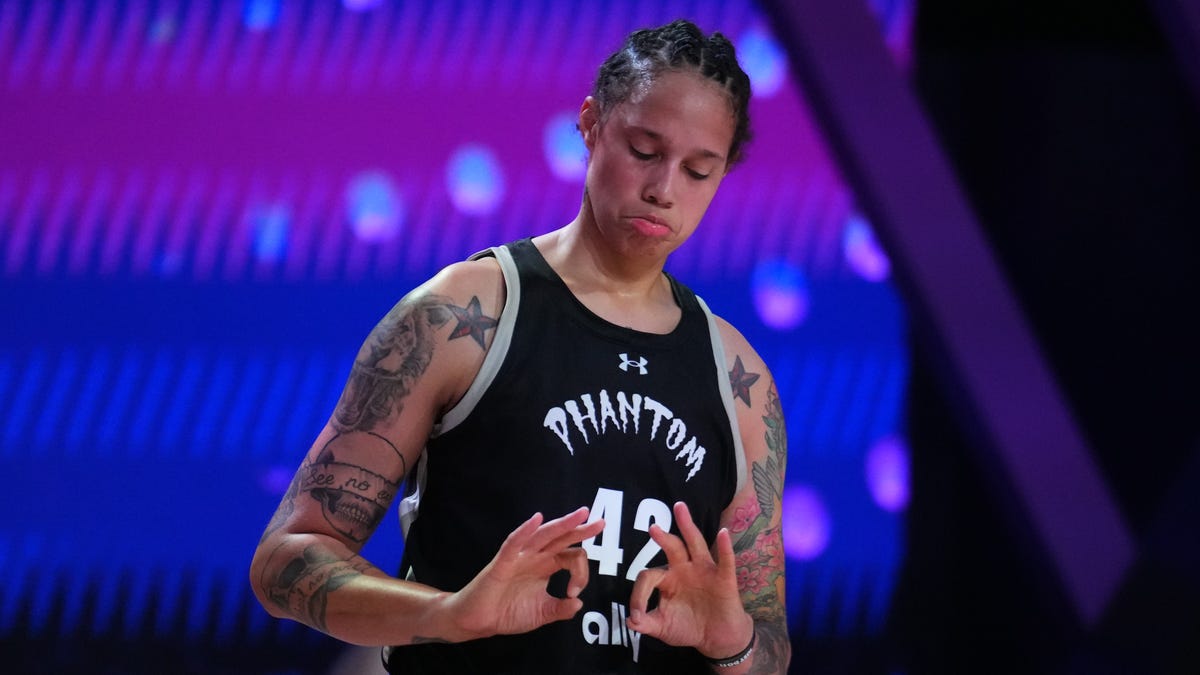 Brittney Griner has first Unrivaled dunk as Lisa Leslie helps her bask in ...