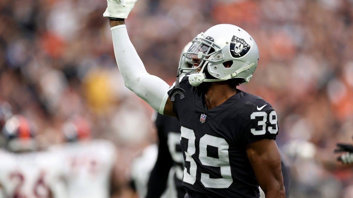 What to expect from Nate Hobbs in 2025: Stats behind a curious career