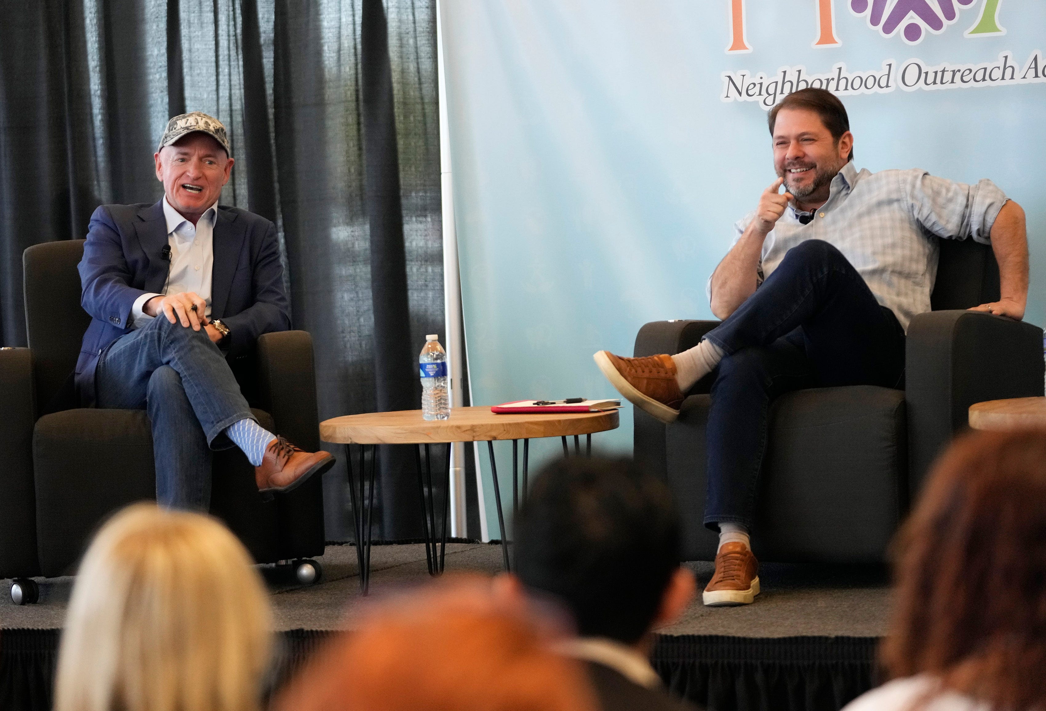 Kelly schließt sich Gallegos Forderung nach Rücktritt des ...