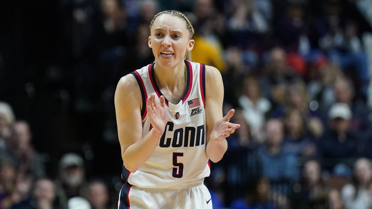 Record 5 women’s basketball teams score 100 points in March Madness first round blowouts Record 5 women’s basketball teams score 100 points in March Madness first round blowouts