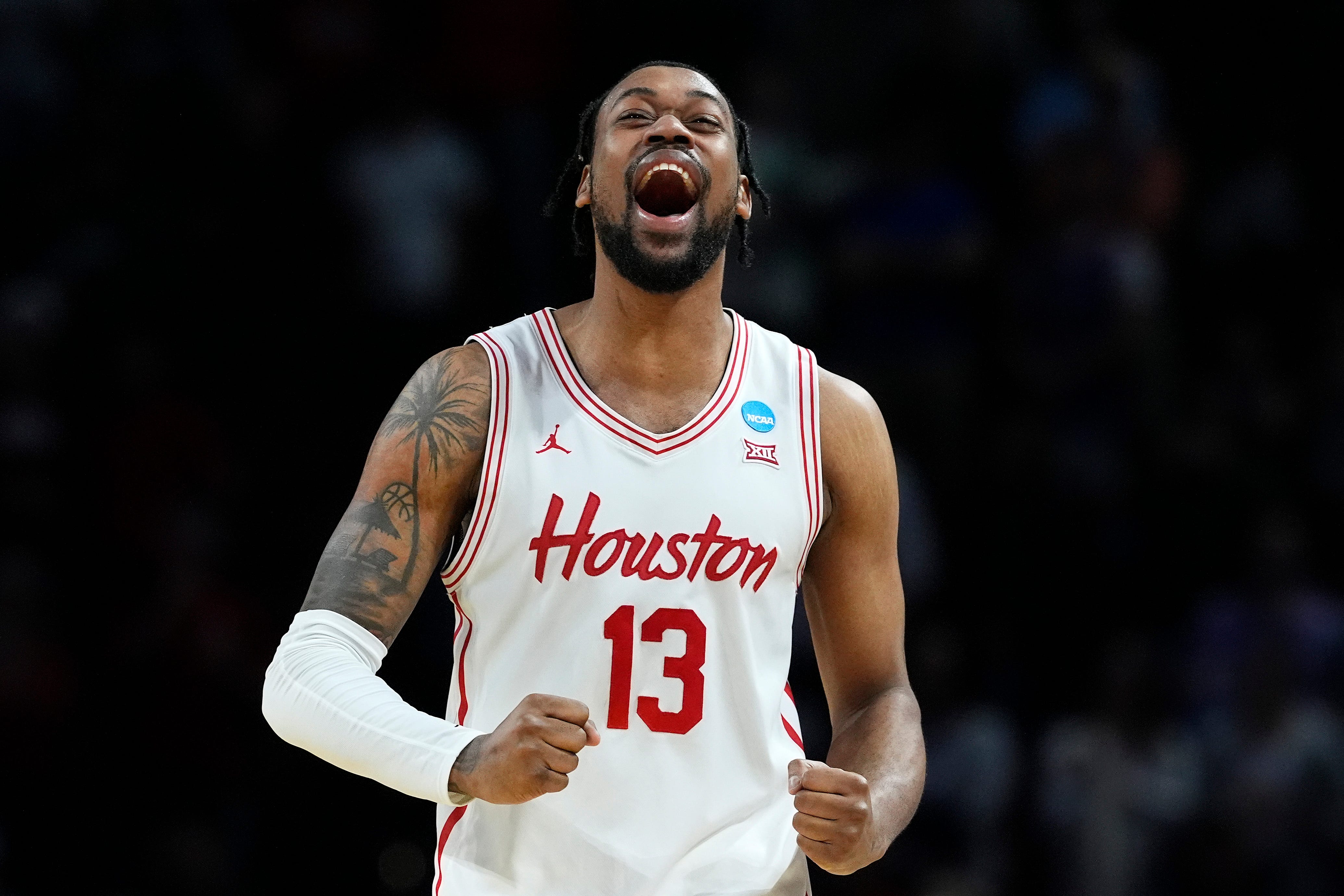 Houston Dominates Tennessee in Elite Eight Showdown