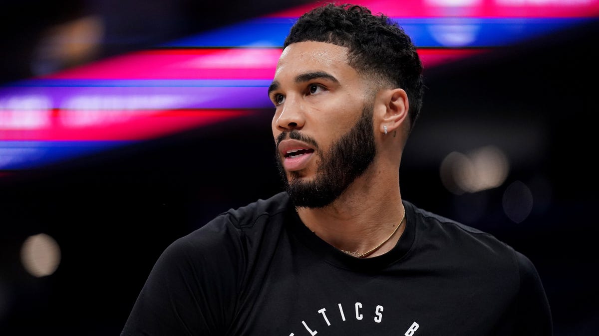 Latest Jayson Tatum injury update: Celtic listed as questionable vs Phoenix Suns