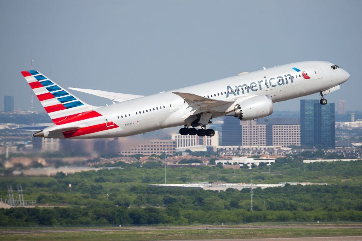 An American Airlines Boeing 787 Dreamliner takes off from Dallas-Fort Worth International Airport in April 2019.