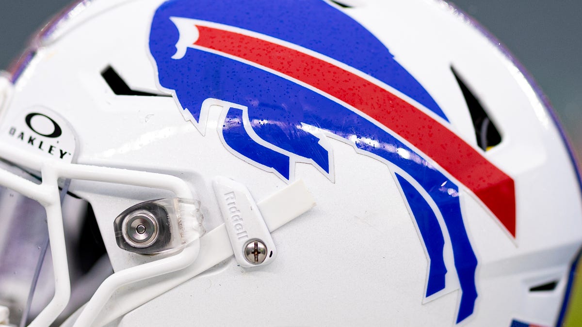 Just announced: Buffalo Bills will play Miami Dolphins in prime time Just announced: Buffalo Bills will play Miami Dolphins in prime time